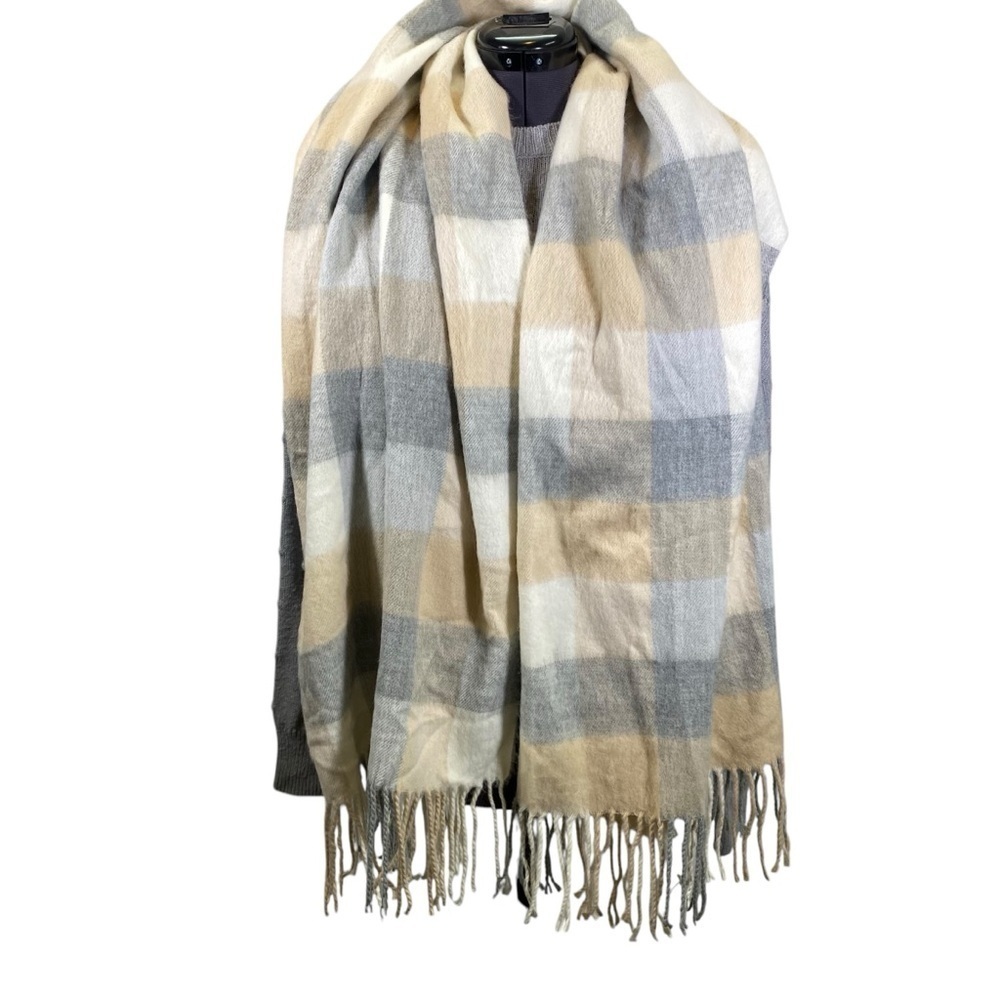 H & M Women's Neutral check warm soft cozy fringed scarf NWT